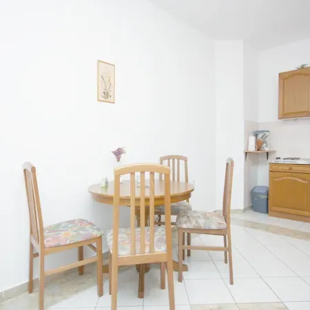 Apartman By The Sea Tisno, Murter - 3222 *